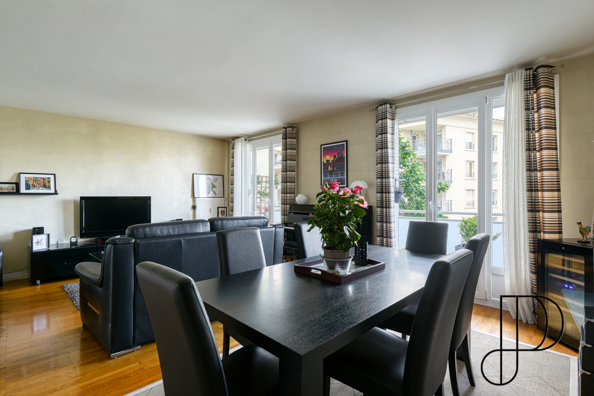 VILLEURBANNE/LIMITE 3E ARRONDISSEMENT - Image 2
