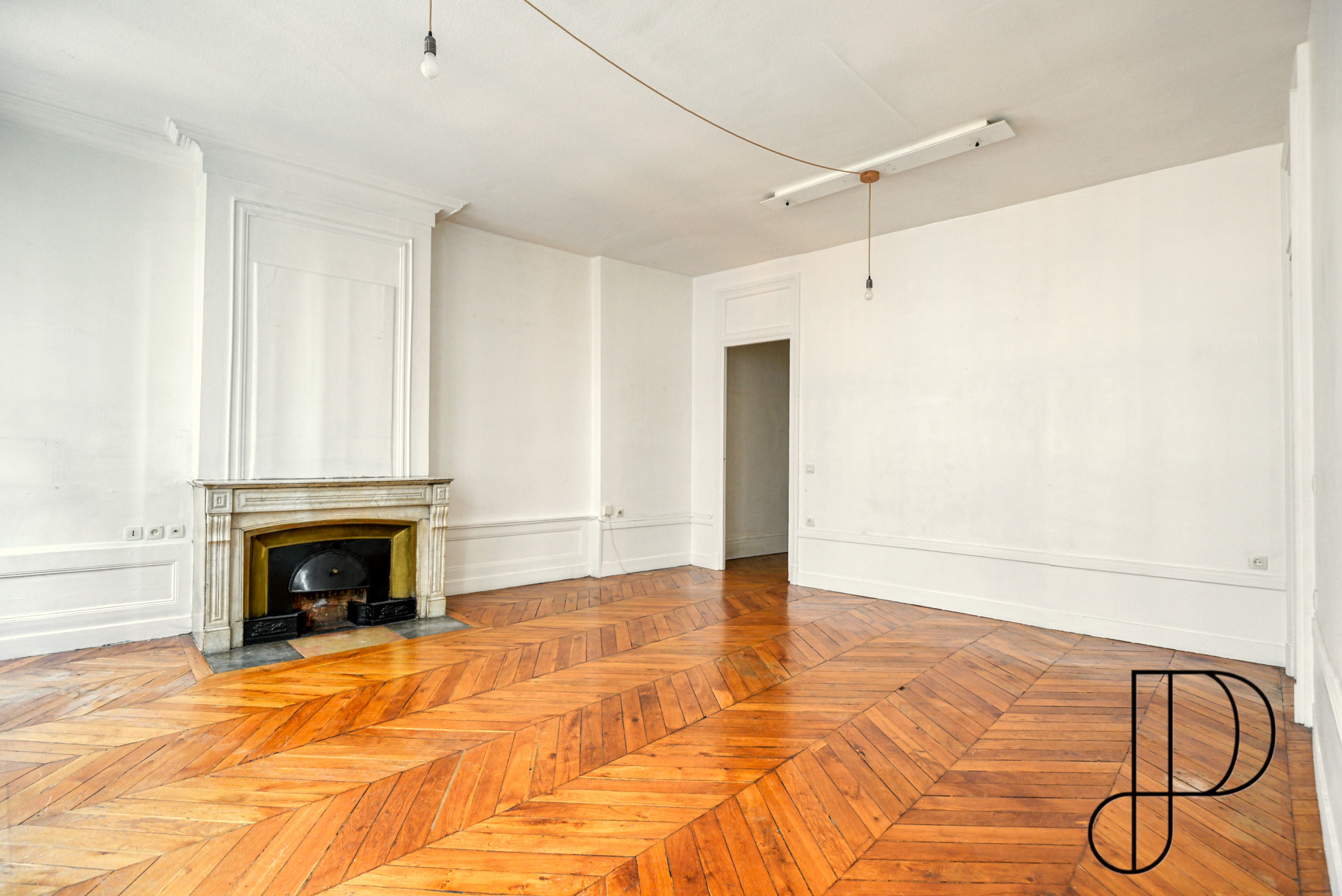 QUARTIER SAINT NIZIER - Image 2