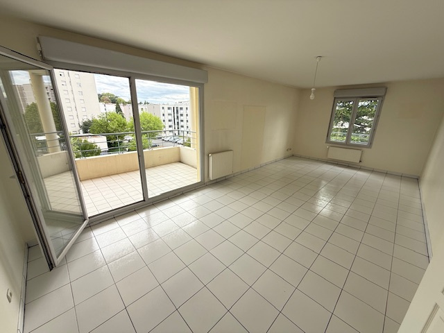 TASSIN / AVENUE DE LA CONSTELLATION - Image 3