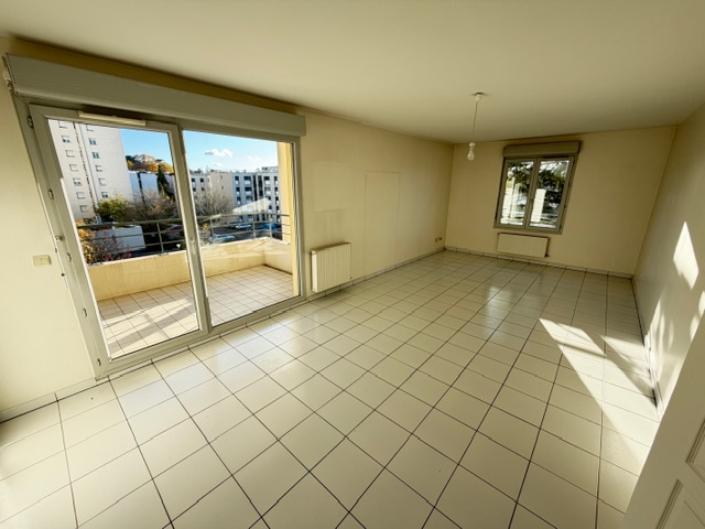 TASSIN / AVENUE DE LA CONSTELLATION - Image 3