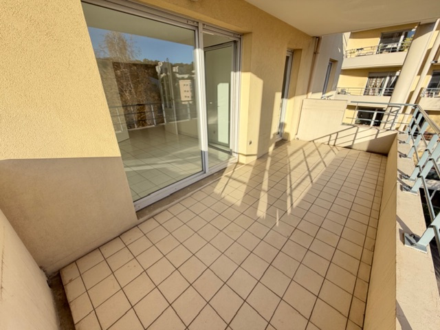 TASSIN / AVENUE DE LA CONSTELLATION