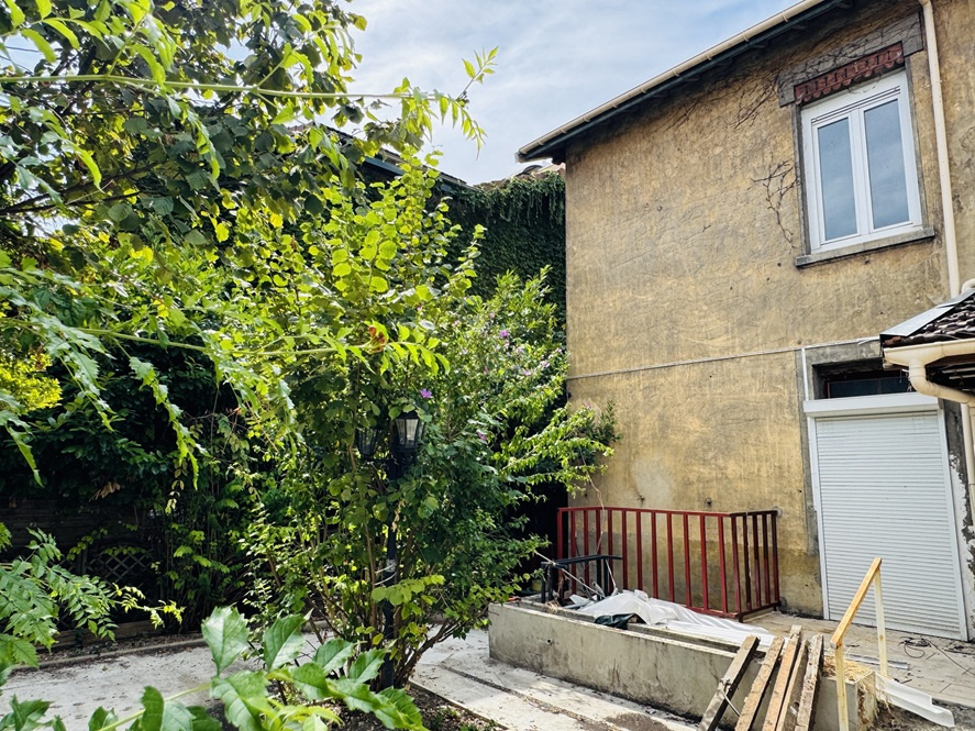 Maison de 60m2 Limite LYON 3ème - Image 2