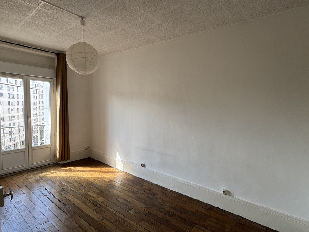 ENTRE JEAN MACE ET JET D'EAU - Image 2