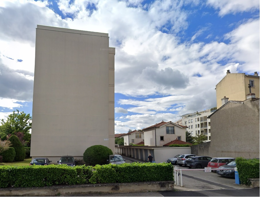 CALUIRE / RUE FRANCOIS PEISSEL - Image 2