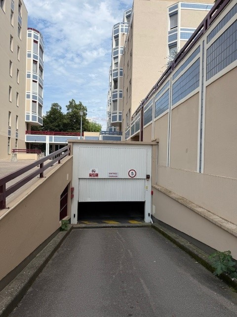 LYON 6E / LIMITE 3E - Image 2
