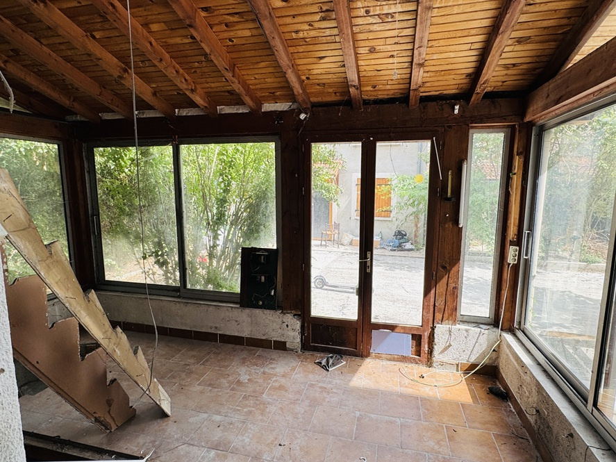 Maison de 70m2 Limite LYON 3ème - Image 3
