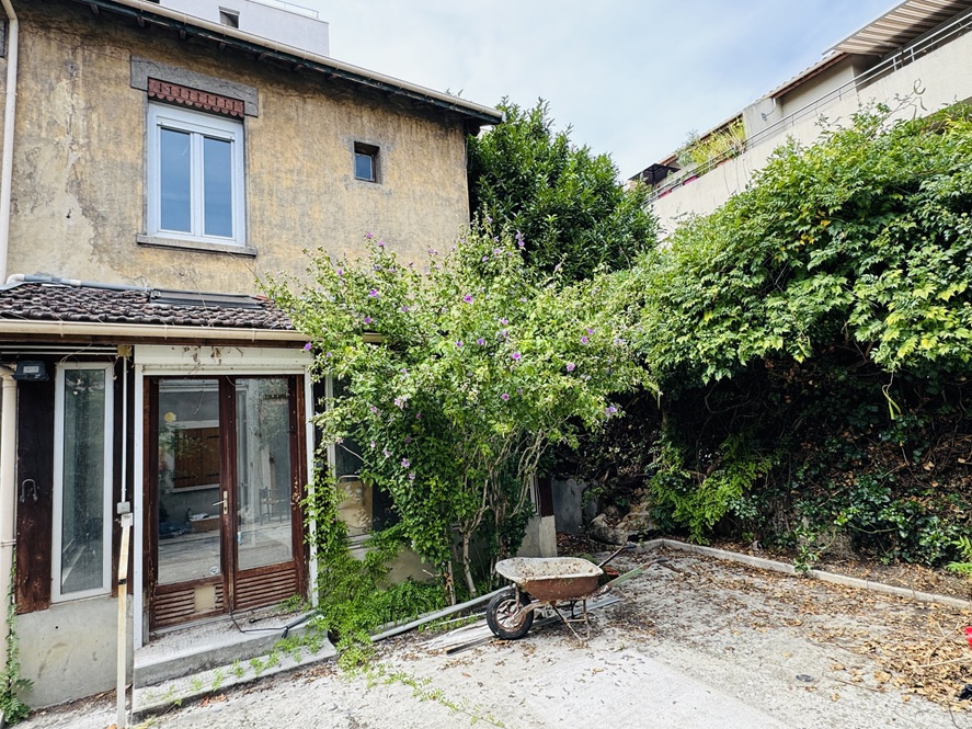 Maison de 70m2 Limite LYON 3ème
