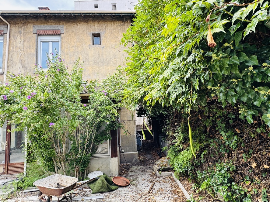Maison de 70m2 Limite LYON 3ème - Image 2