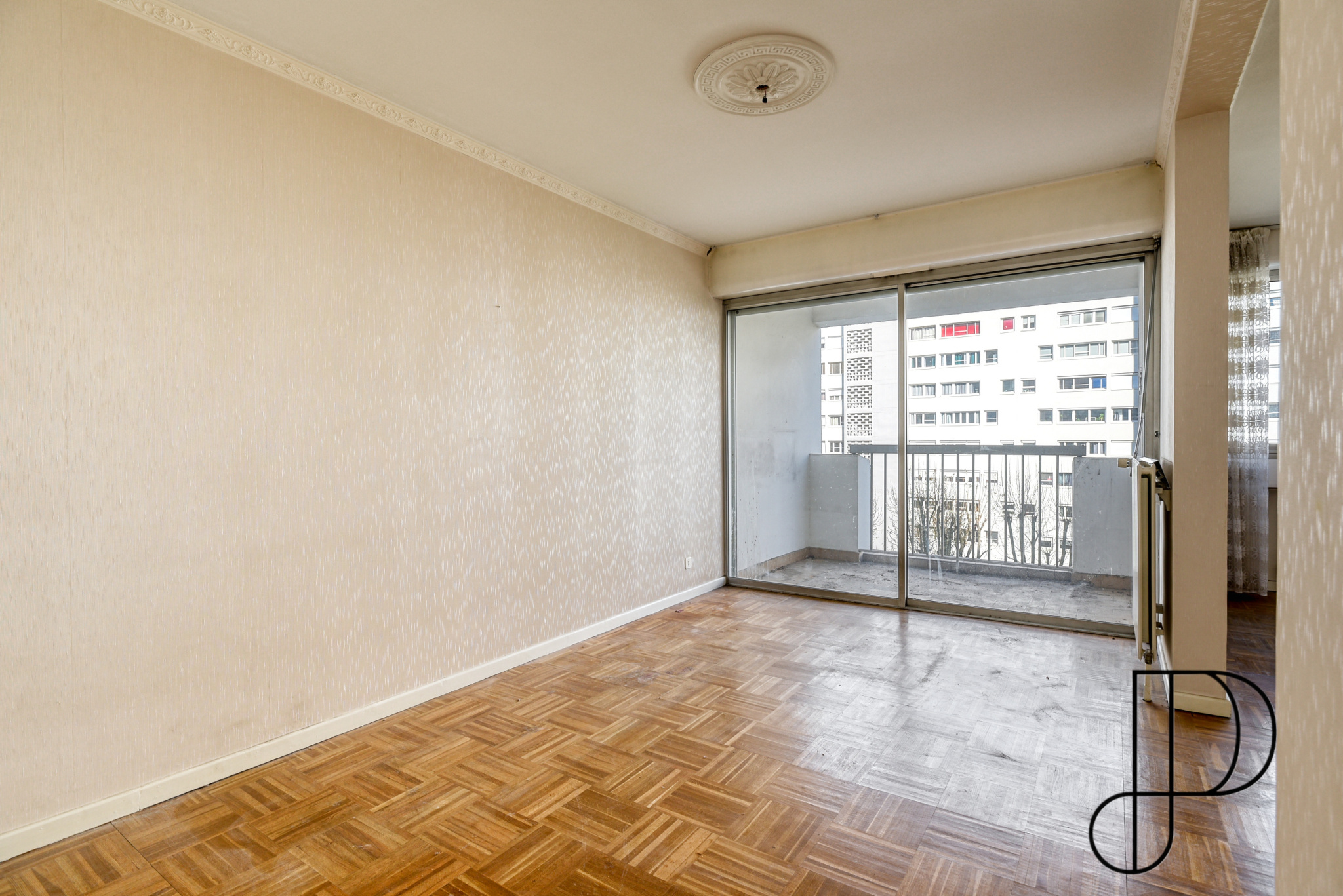 ENTRE REPUBLIQUE ET GRATTE CIEL - Image 3